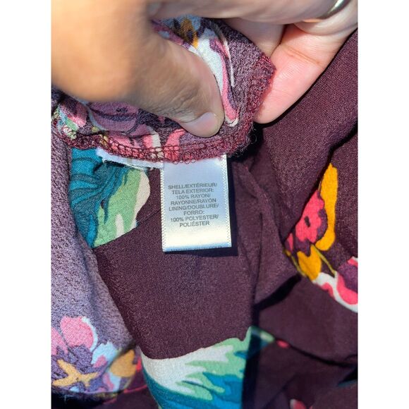 LOFT Women’s Floral Wrap Romper Dress Sz 00 Sleeveless V-Neck Lightweight Summer - Picture 3 of 6